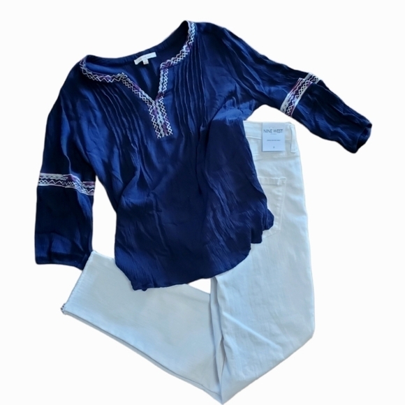 Skies Are Blue Embroidered Blouse Tunic *Medium - Picture 1 of 7